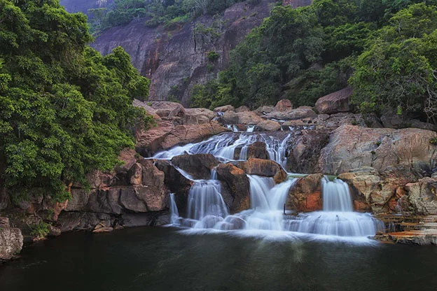 Yelagiri Jalagamparai Waterfalls