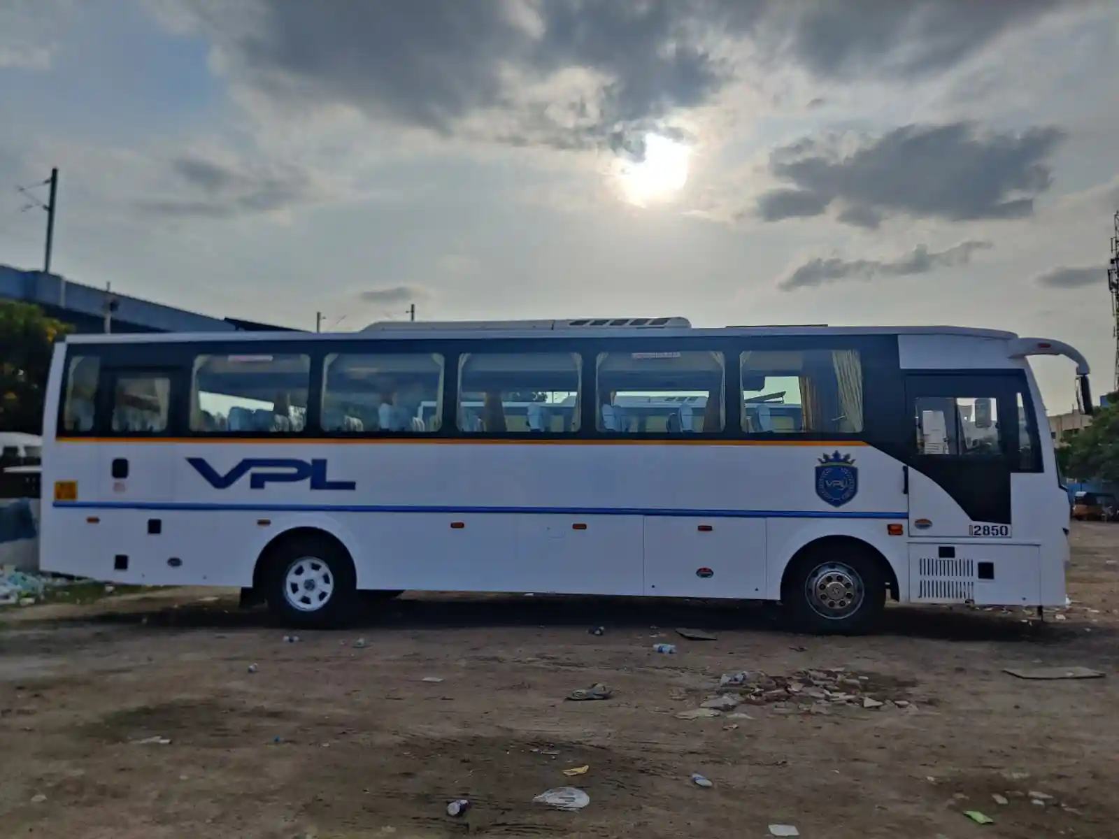 luxury bus rental in chennai