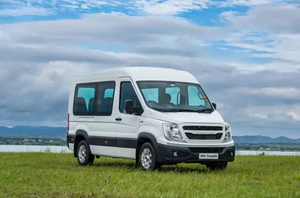 force urbania 10 seater