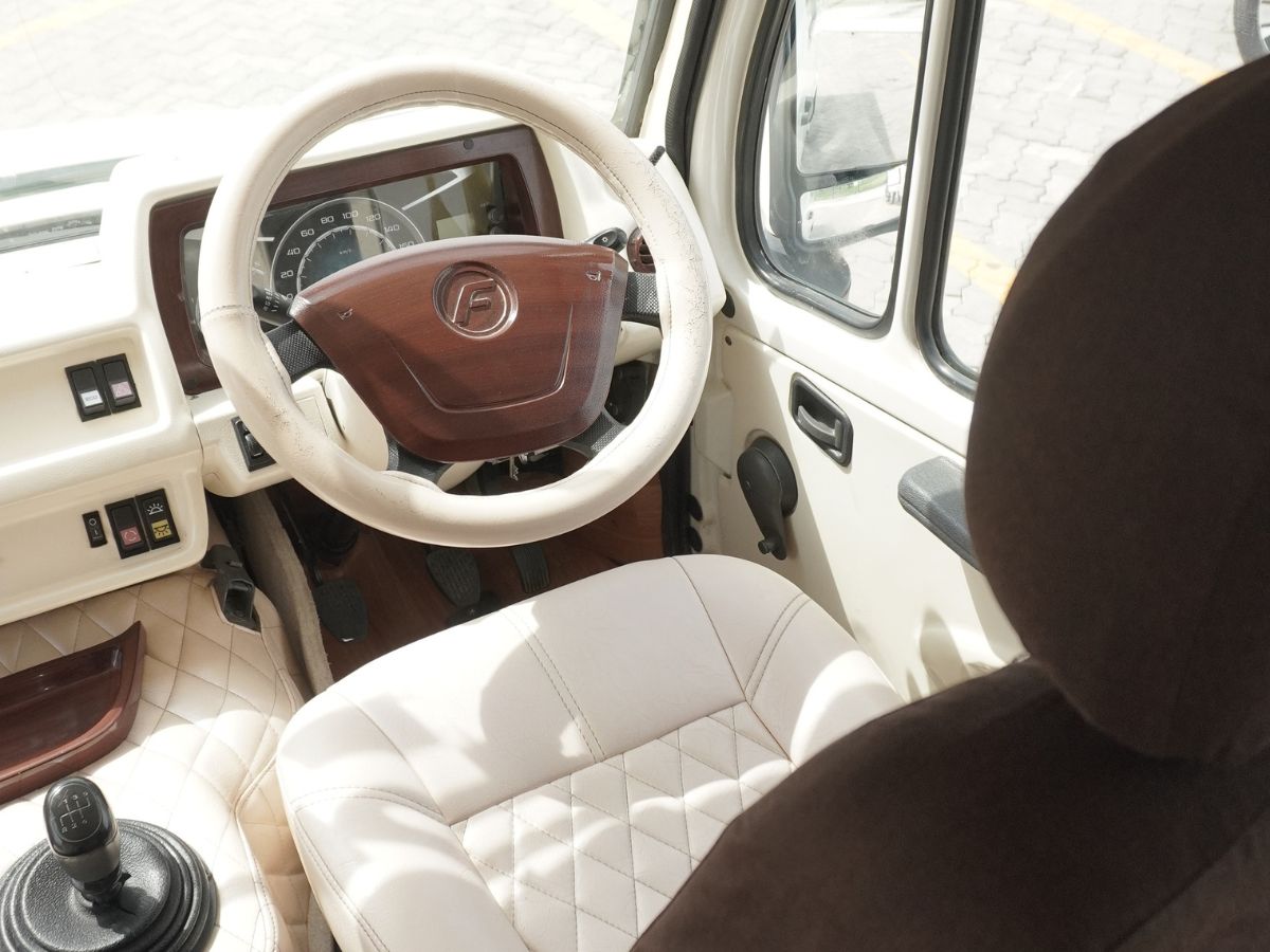 steering wheel tempo traveller