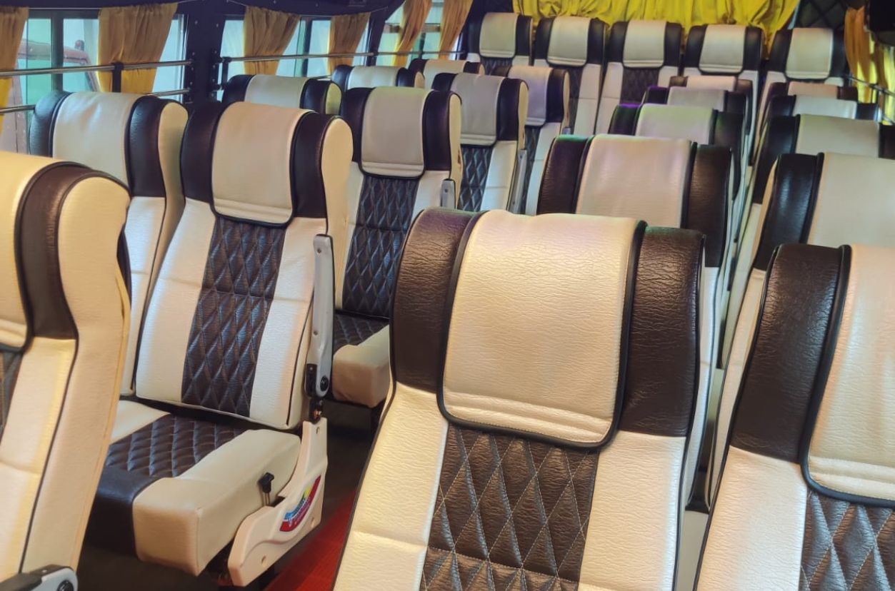 25-seater-mini-bus-rental-interior-image-2