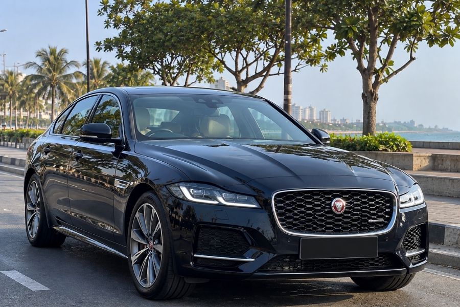 jaguar-exterior-front-view